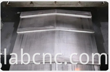 High Speed Vertical Horizontal 3 5 Axis Machining Cheap CNC Machine Center Milling Lr-6000d for Sale